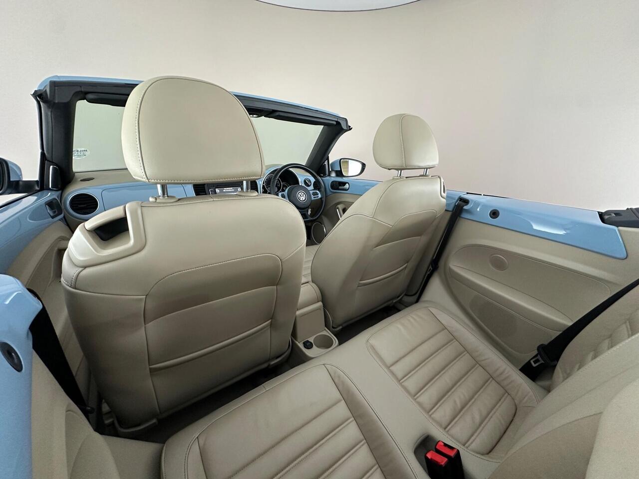 Volkswagen Beetle BT63YJE