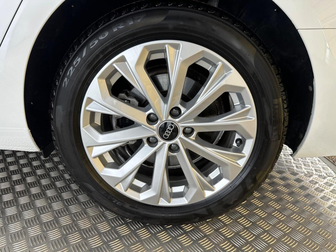 Audi A4 Avant KE23DXG