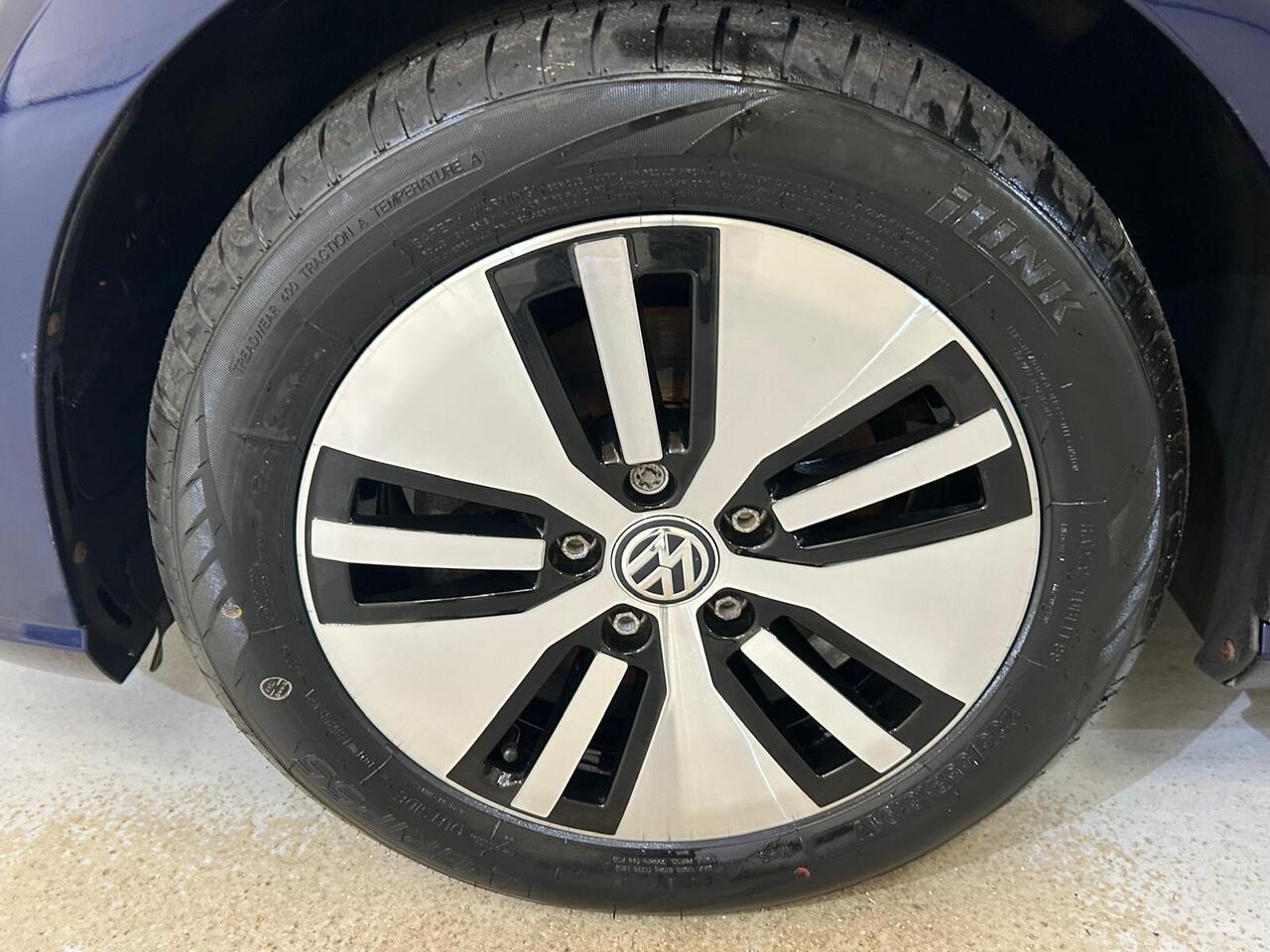 Volkswagen e-Golf AD18GUC