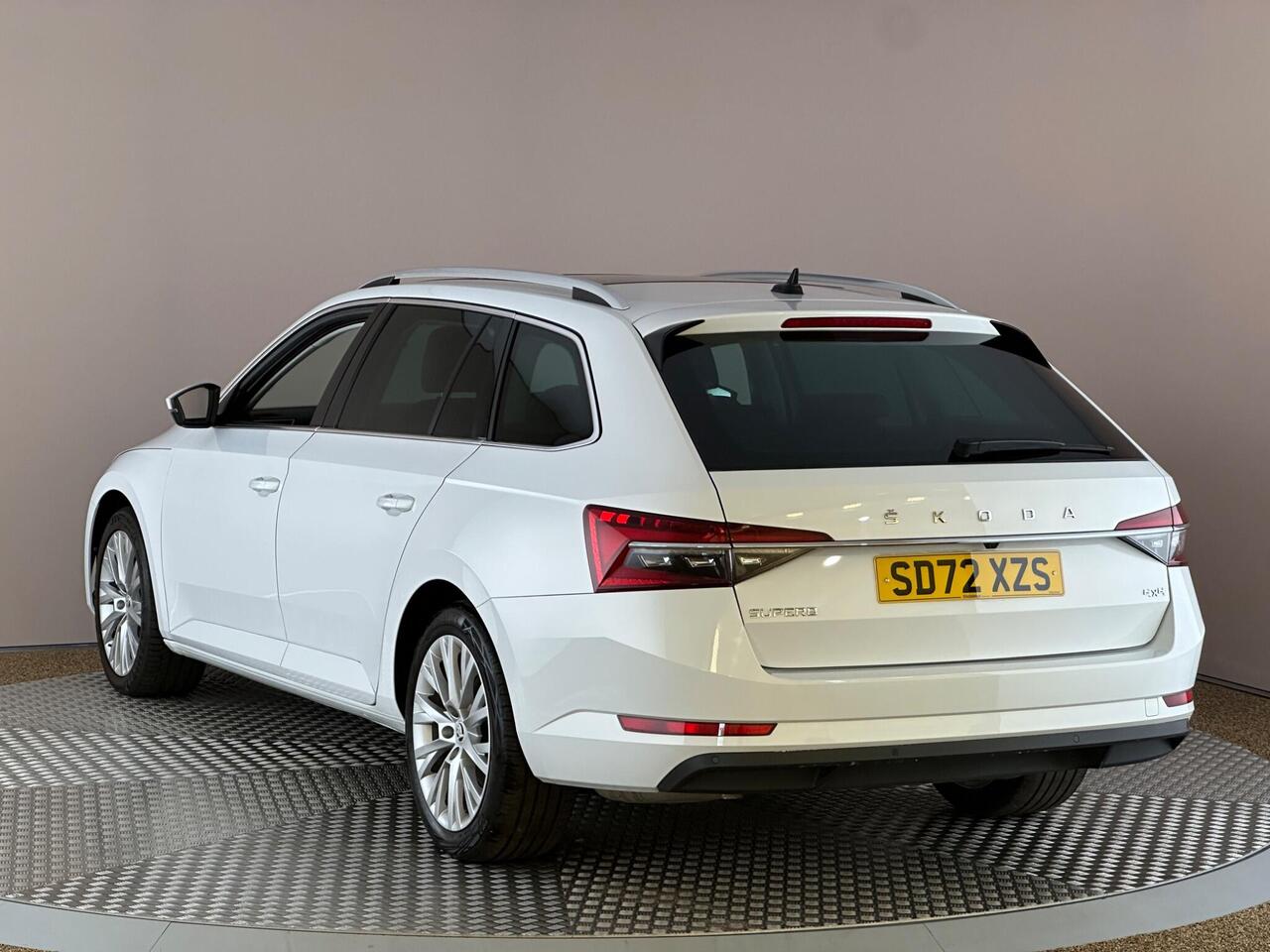 Skoda Superb SD72XZS