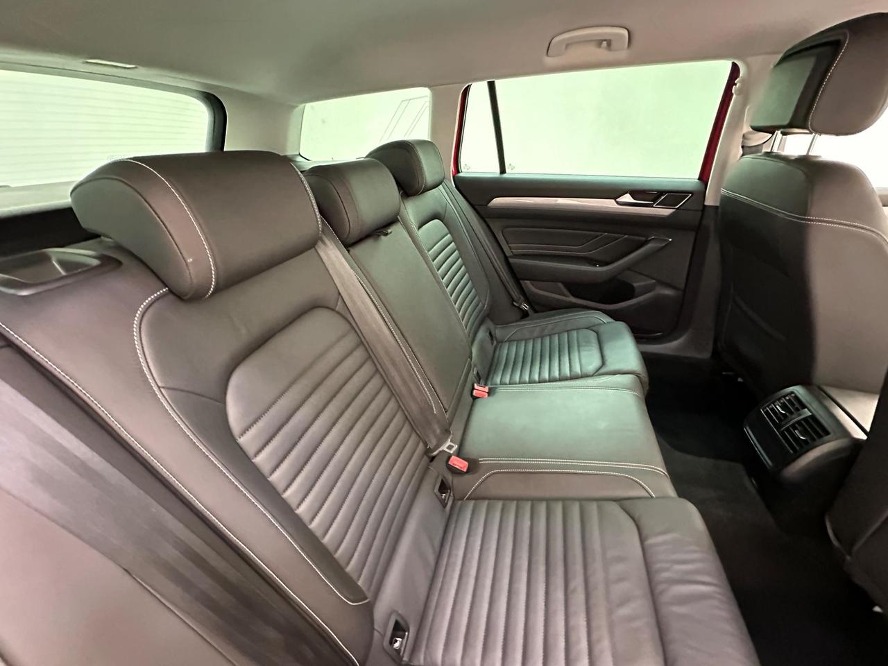 Volkswagen Passat PK69YKH