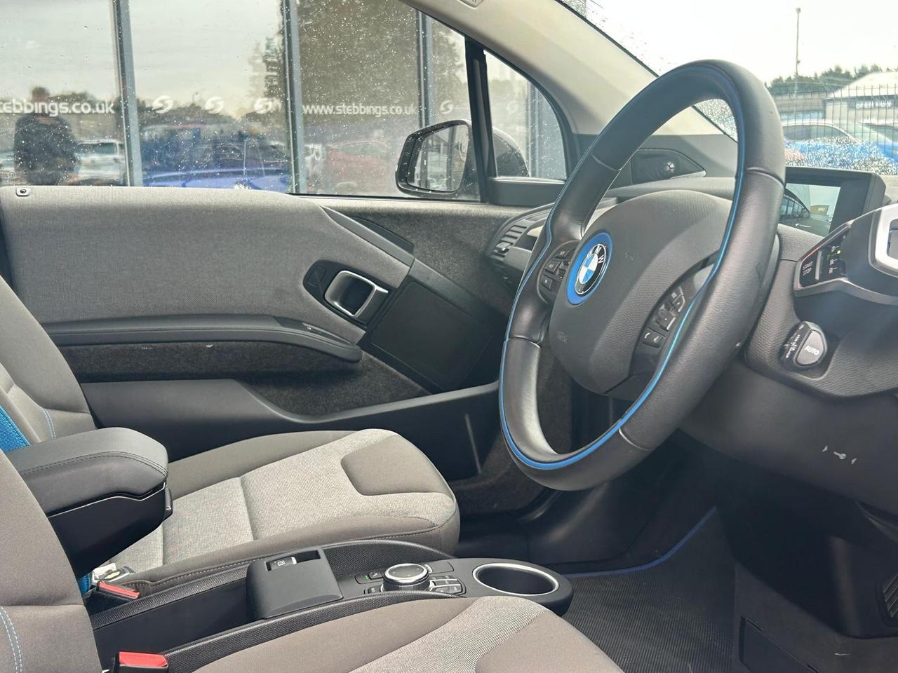 BMW i3 KM22SFV