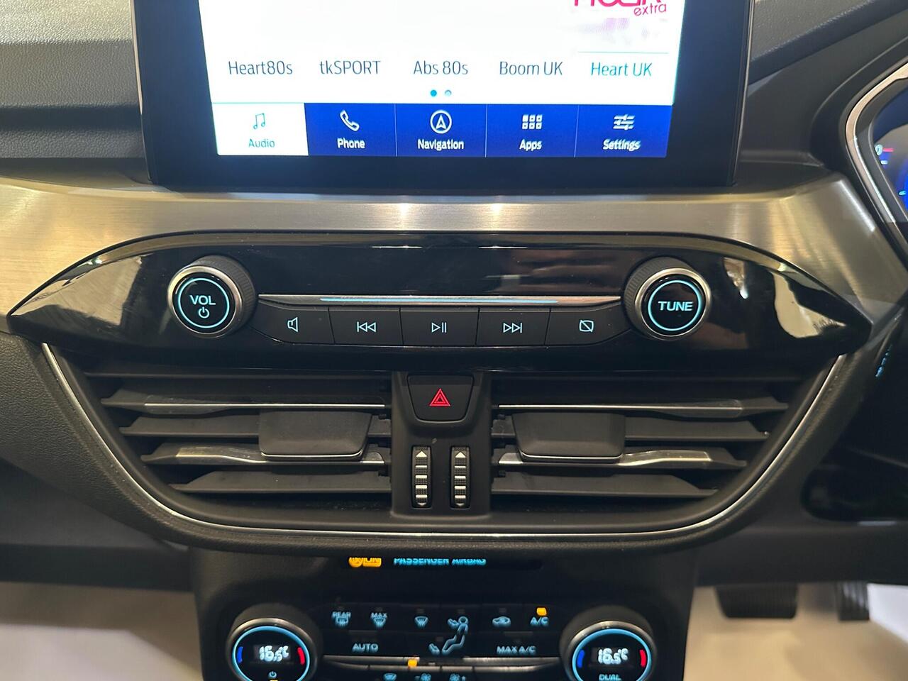 Ford Kuga YF22UBU