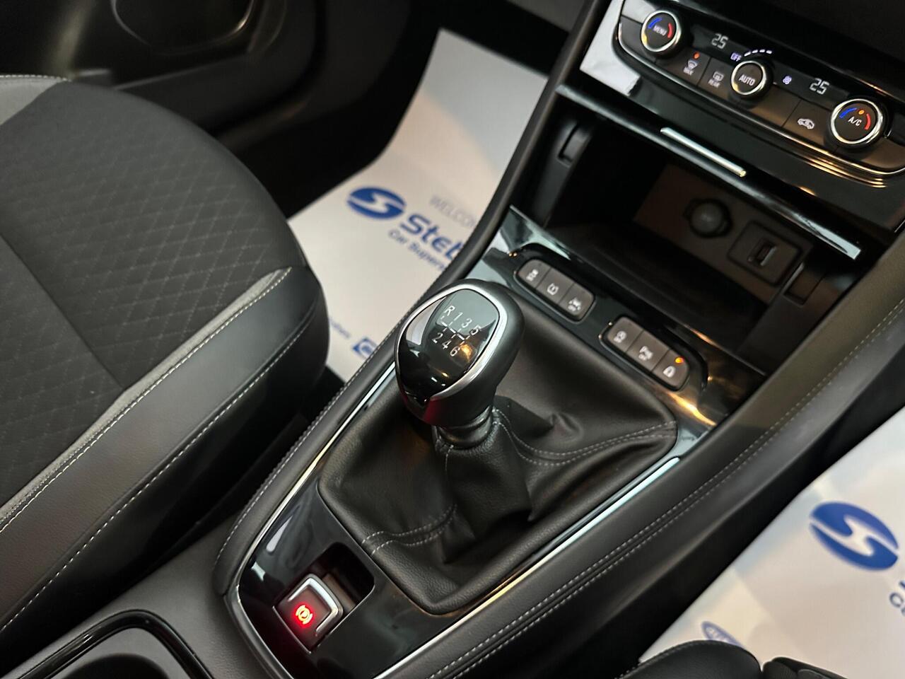 Vauxhall Grandland X FP21OZF