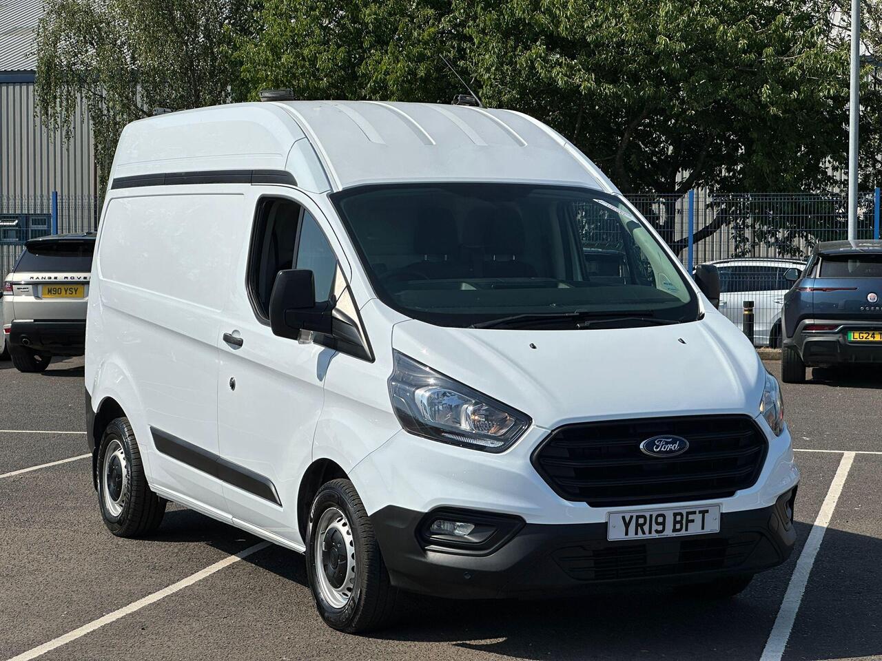 Ford Transit Custom YR19BFT