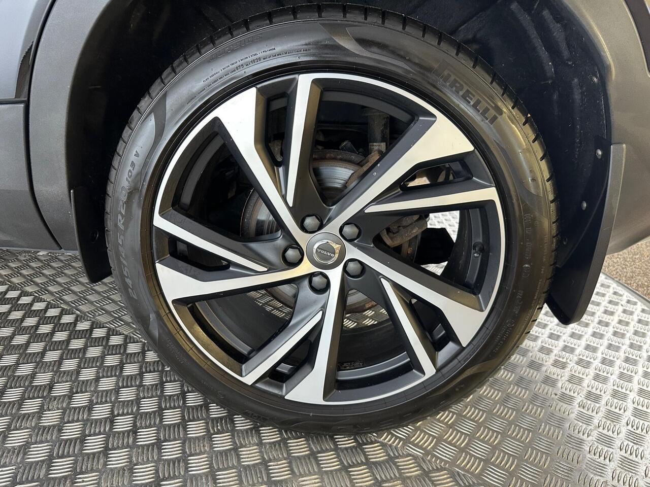 Volvo XC40 GF69JXR