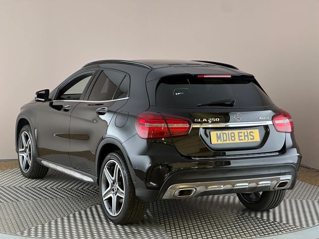 Mercedes-Benz GLA MD18EHS