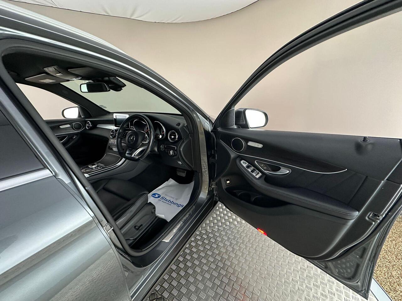 Mercedes-Benz GLC VK17NUP