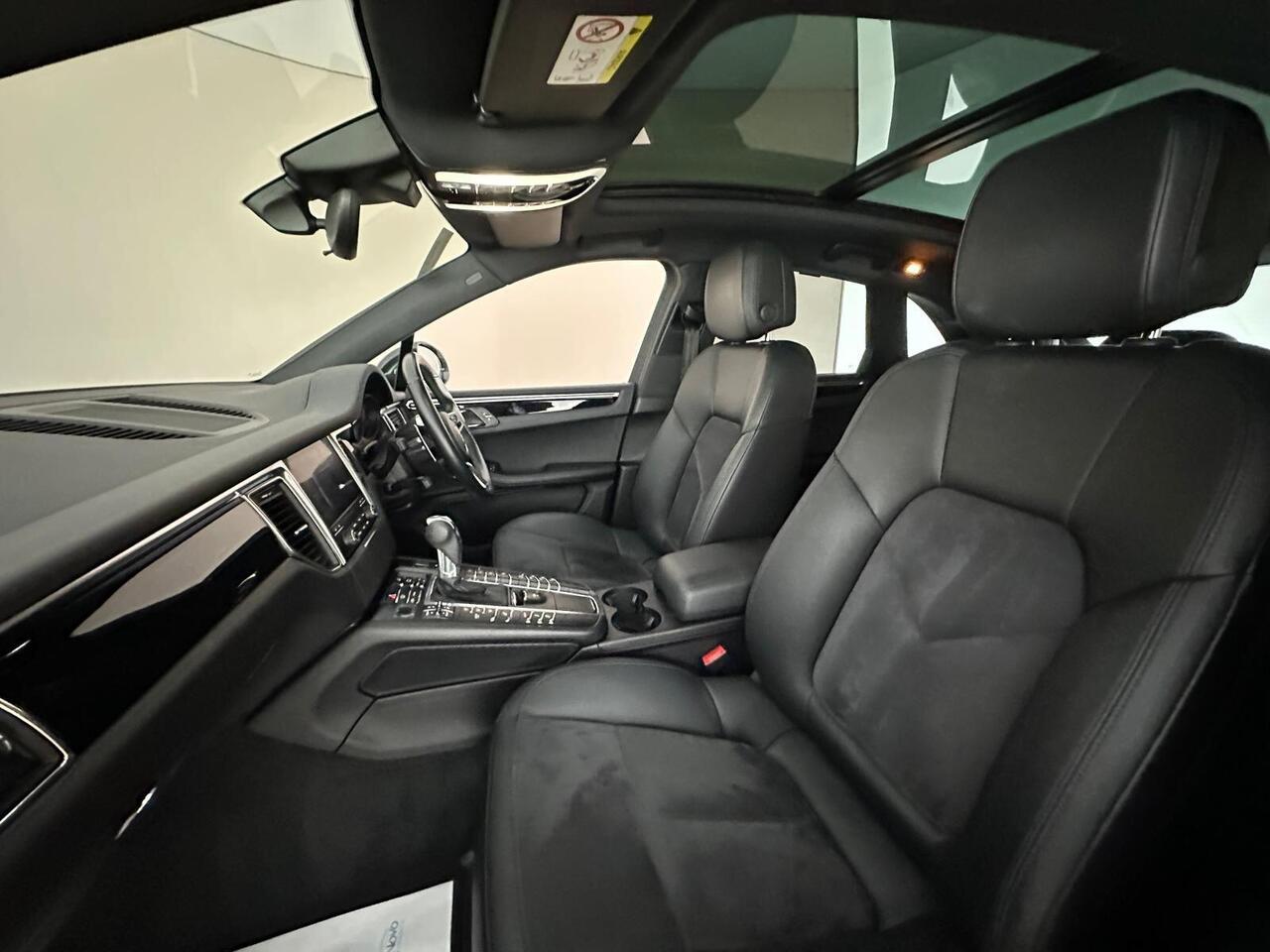 Porsche Macan RK67LWA