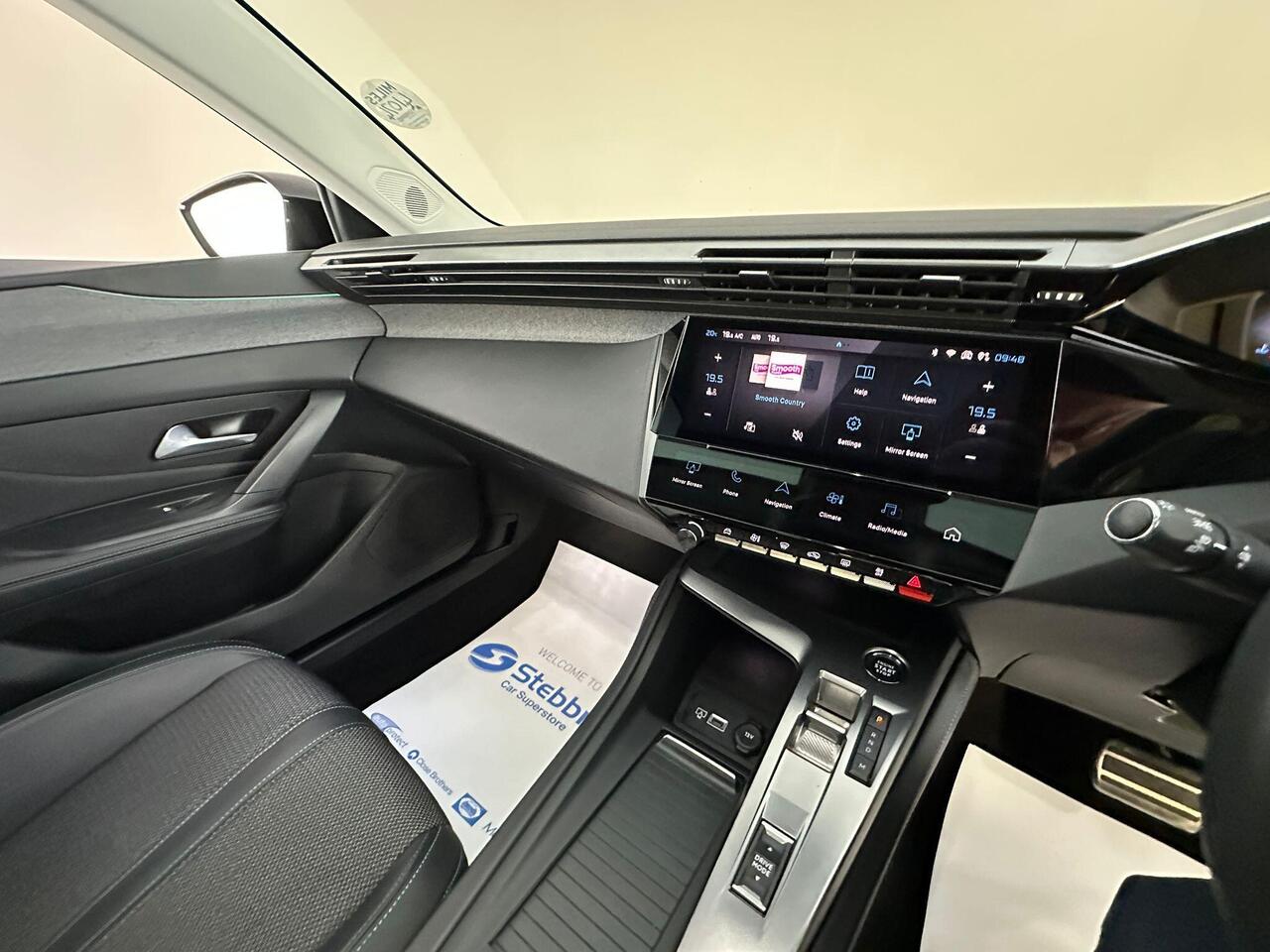 Peugeot 308 NU22UGE