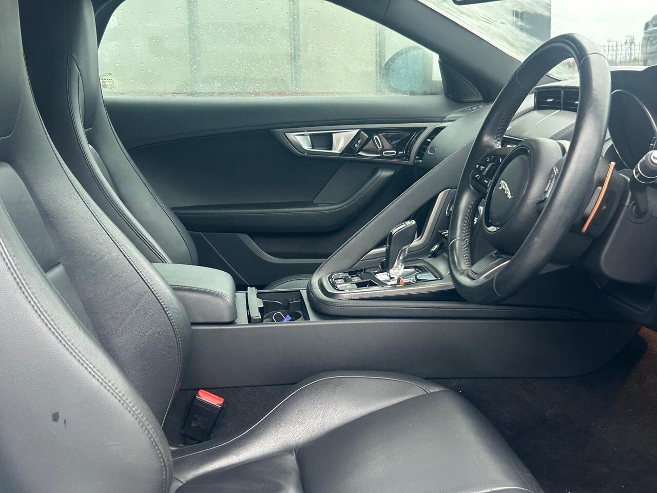 Jaguar F-Type HY64MHK