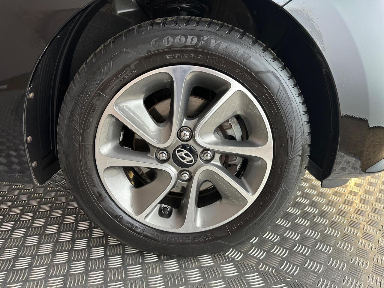 Hyundai i10 GK69HTZ