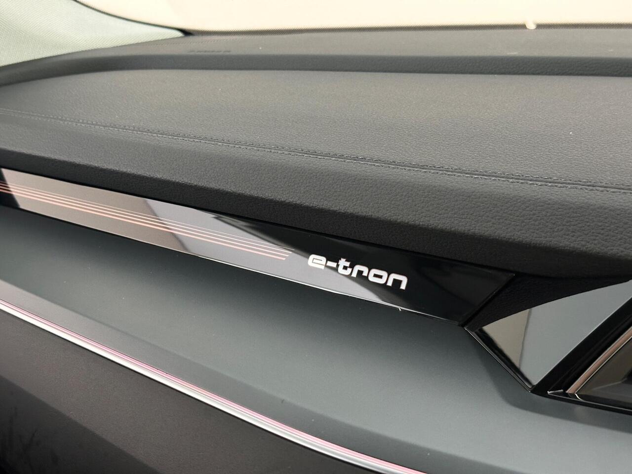 Audi e-tron RY21HHX