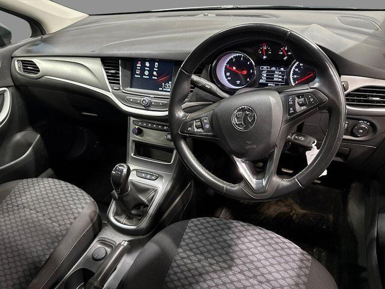 Vauxhall Astra VO71LKX