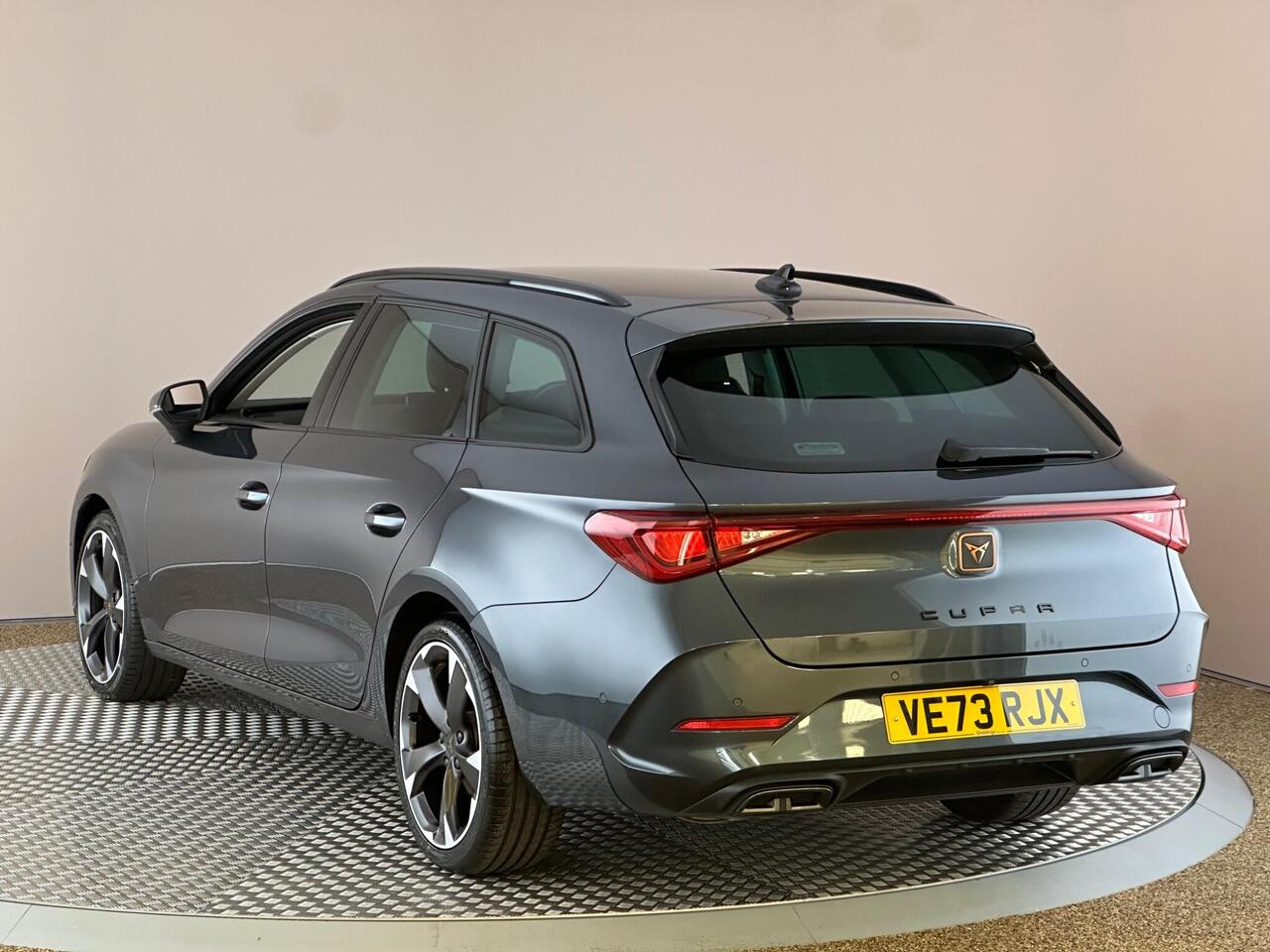 CUPRA Leon VE73RJX