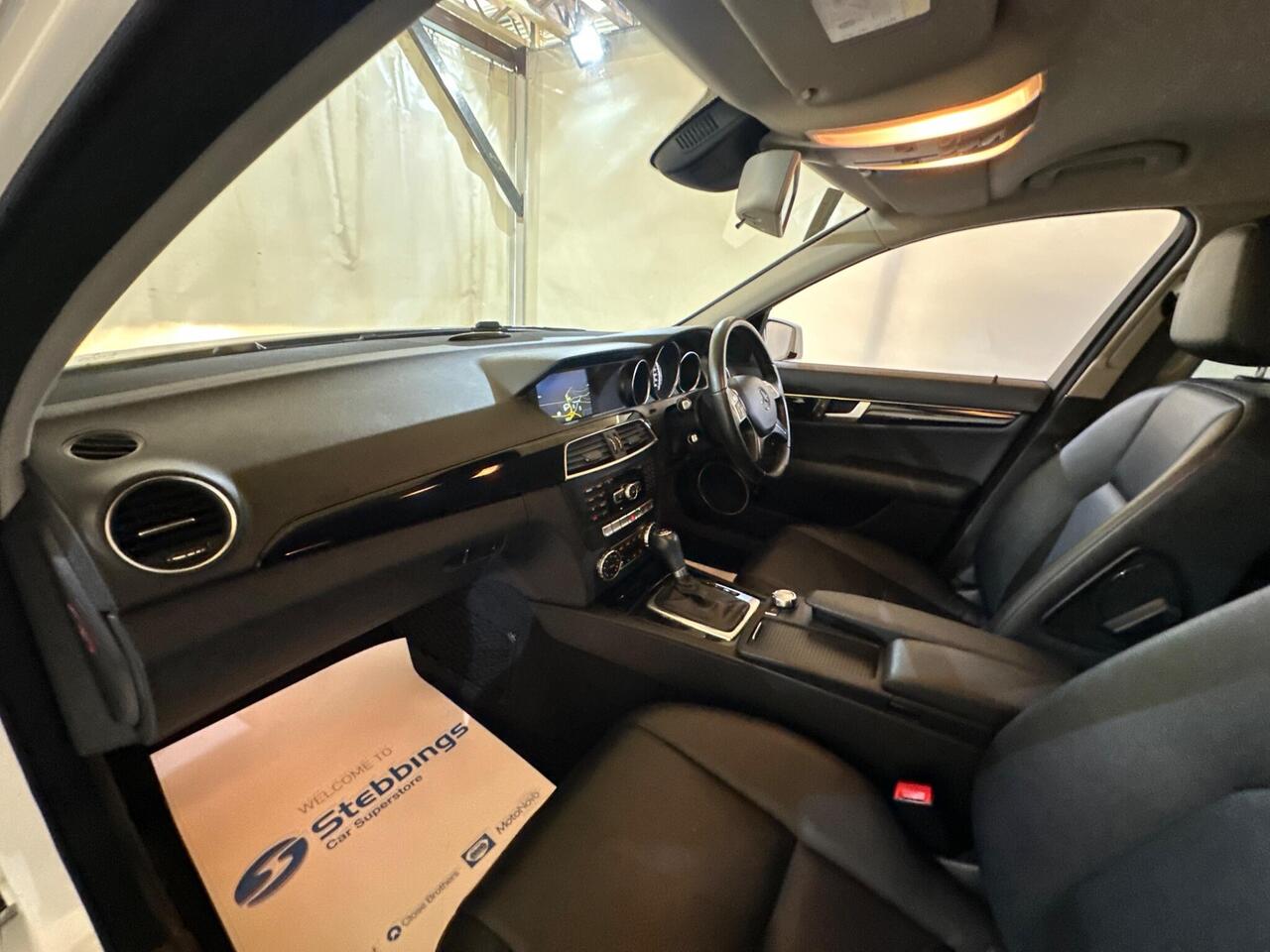 Mercedes-Benz C Class OY14GVO