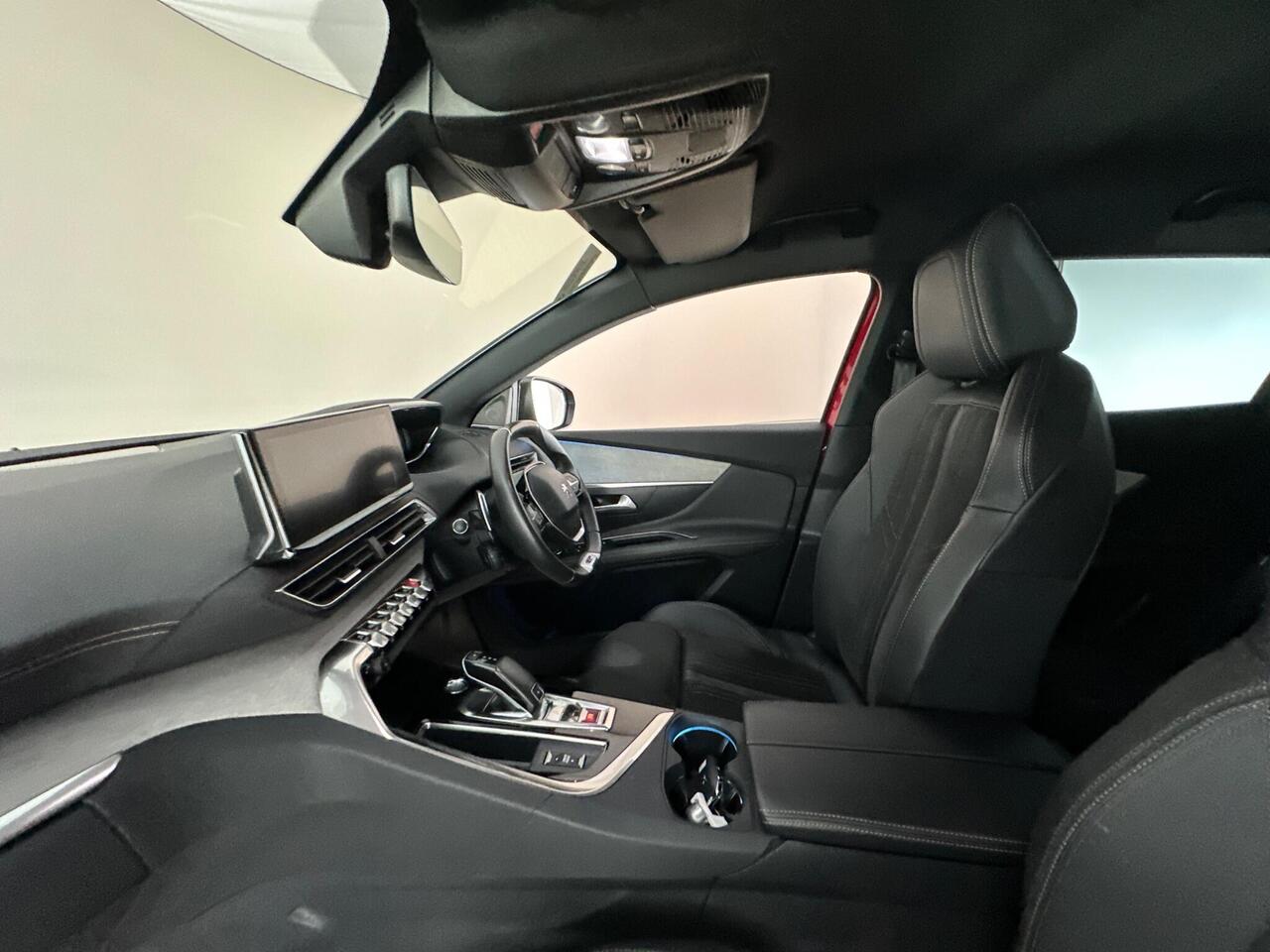 Peugeot 3008 KX21GBT