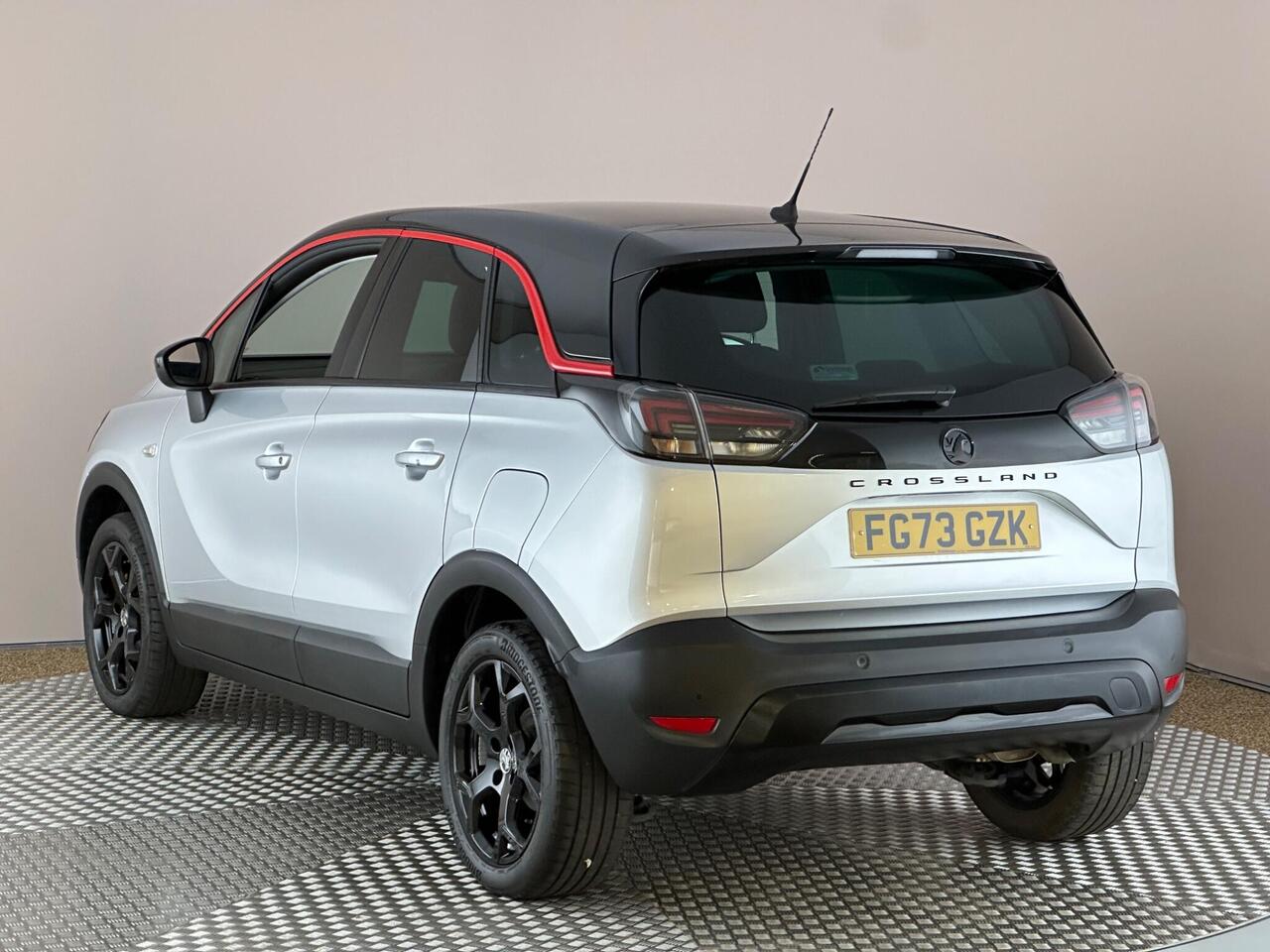 Vauxhall Crossland FG73GZK