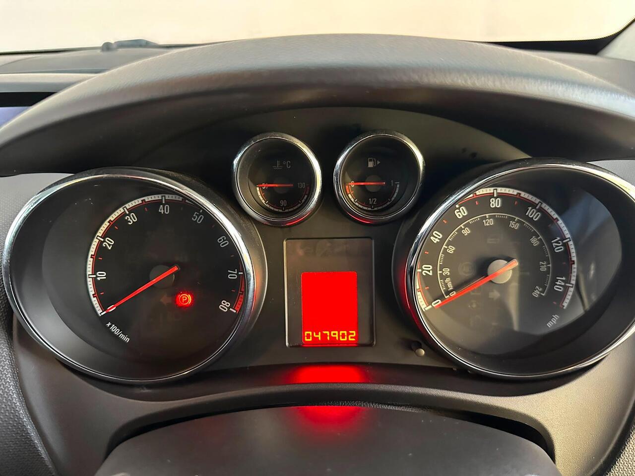 Vauxhall Meriva SN66UXB