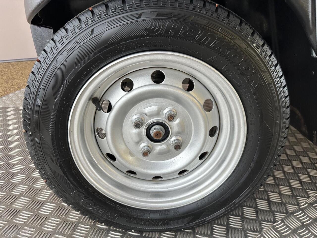 Garia Utility RX22EJD