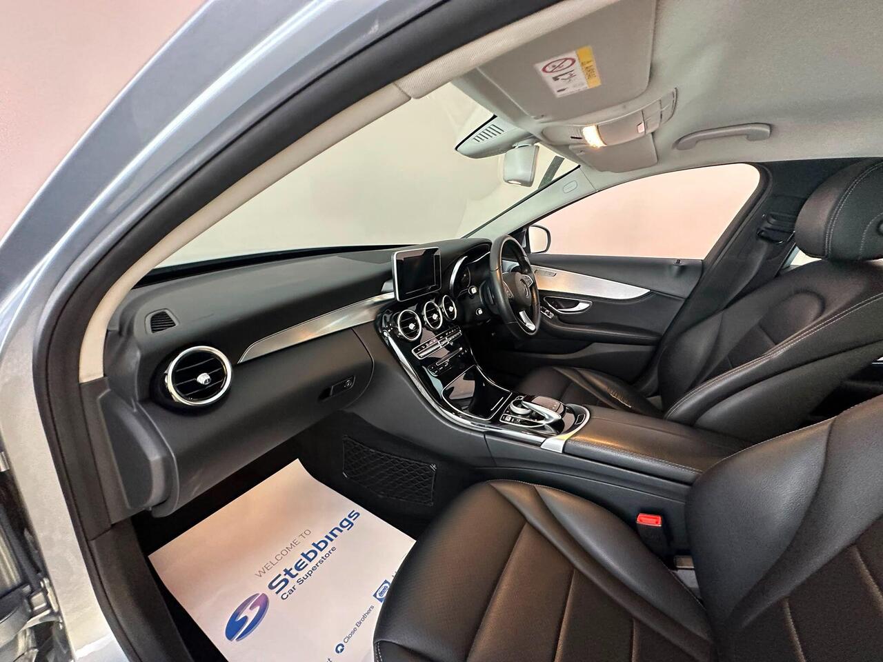 Mercedes-Benz C Class NL64GGX