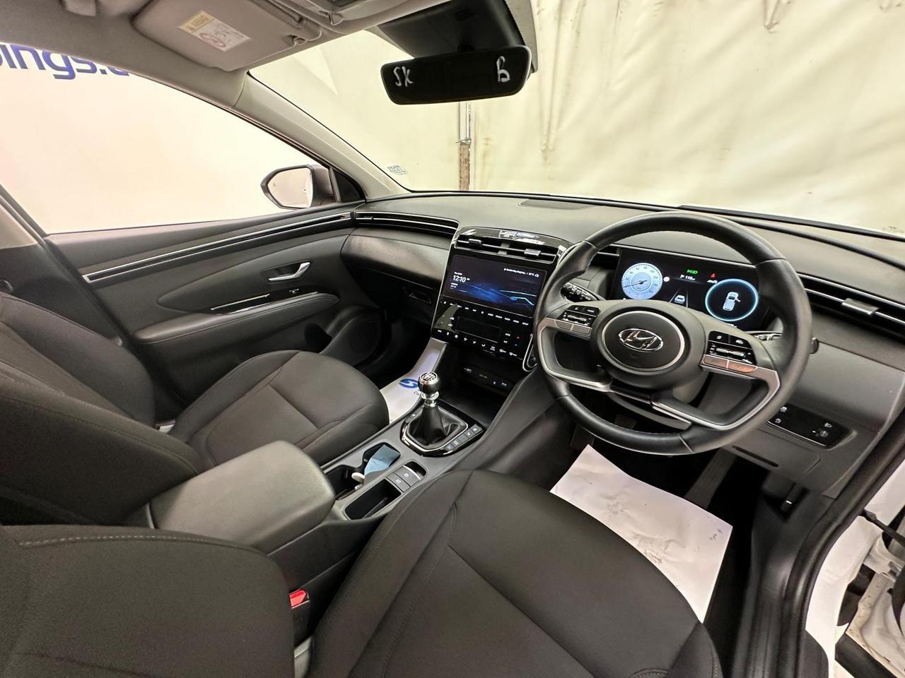 Hyundai TUCSON DV72NBB