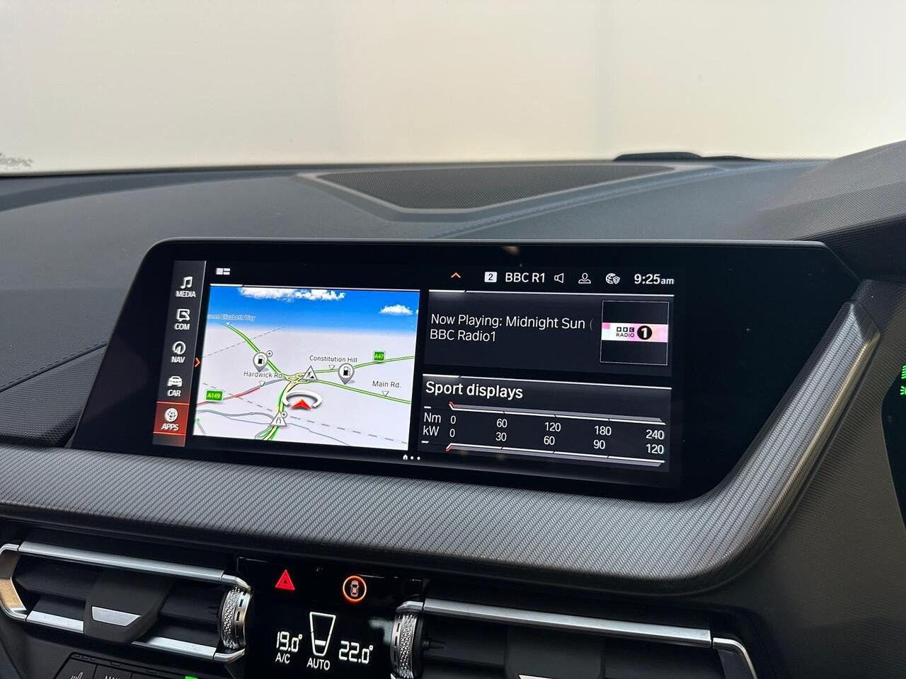 BMW 1 Series AY73LHJ
