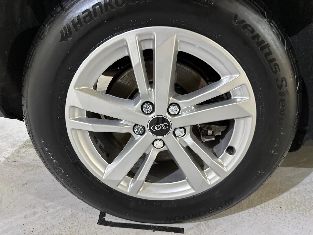 Audi Q3 MW22OVR