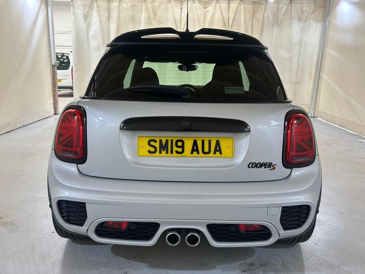 MINI Hatch SM19AUA