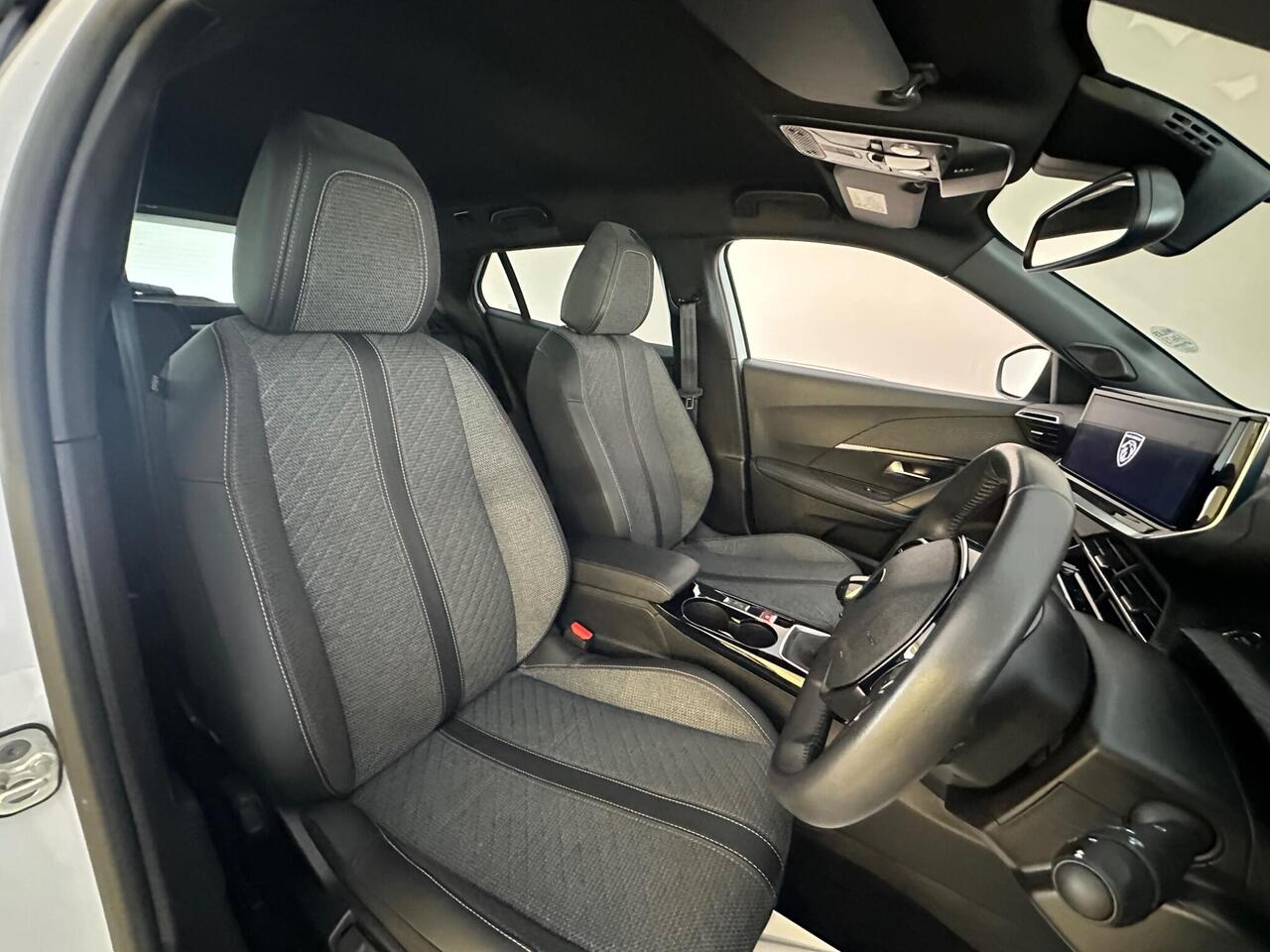 Peugeot 2008 PX25XGE