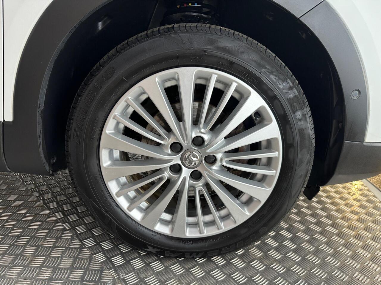 Vauxhall Grandland X KY18FNF