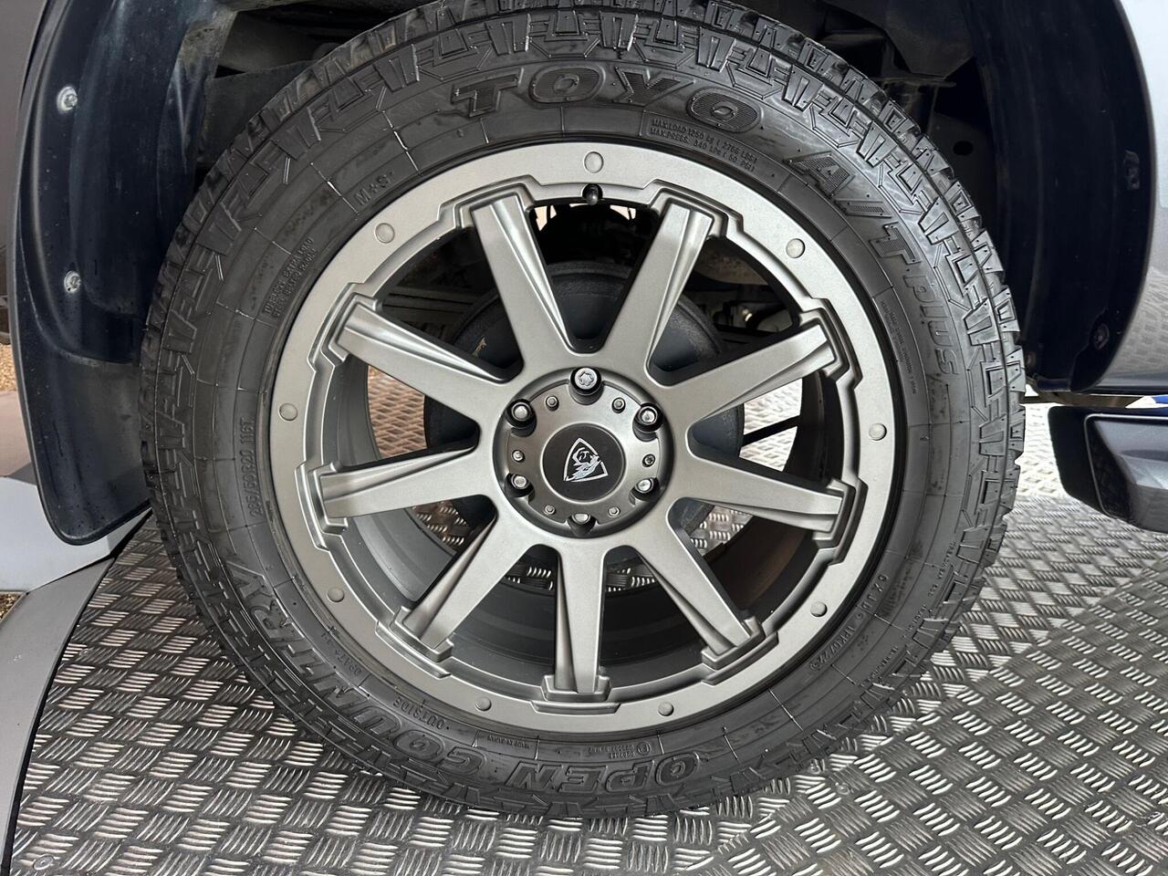 Isuzu D-Max BW23FXX