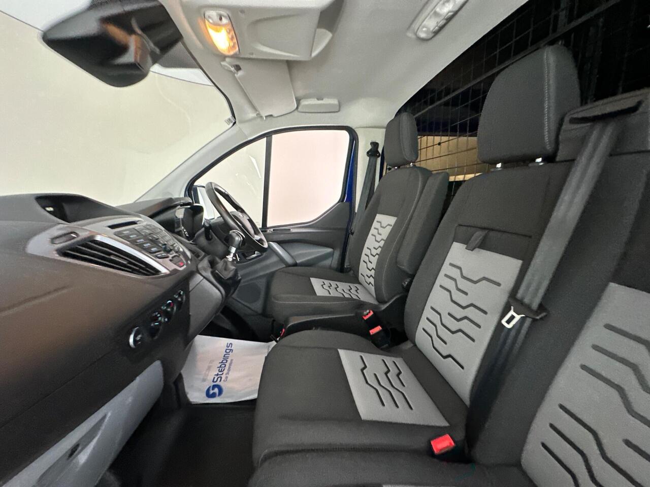 Ford Transit Custom CY67CYV