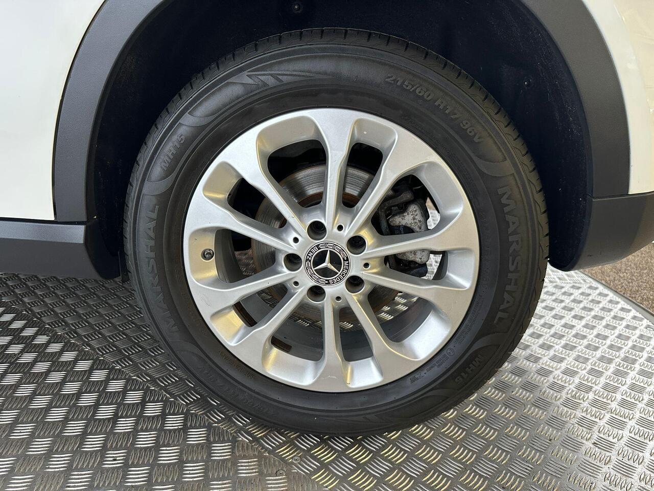 Mercedes-Benz GLA FX68VUB