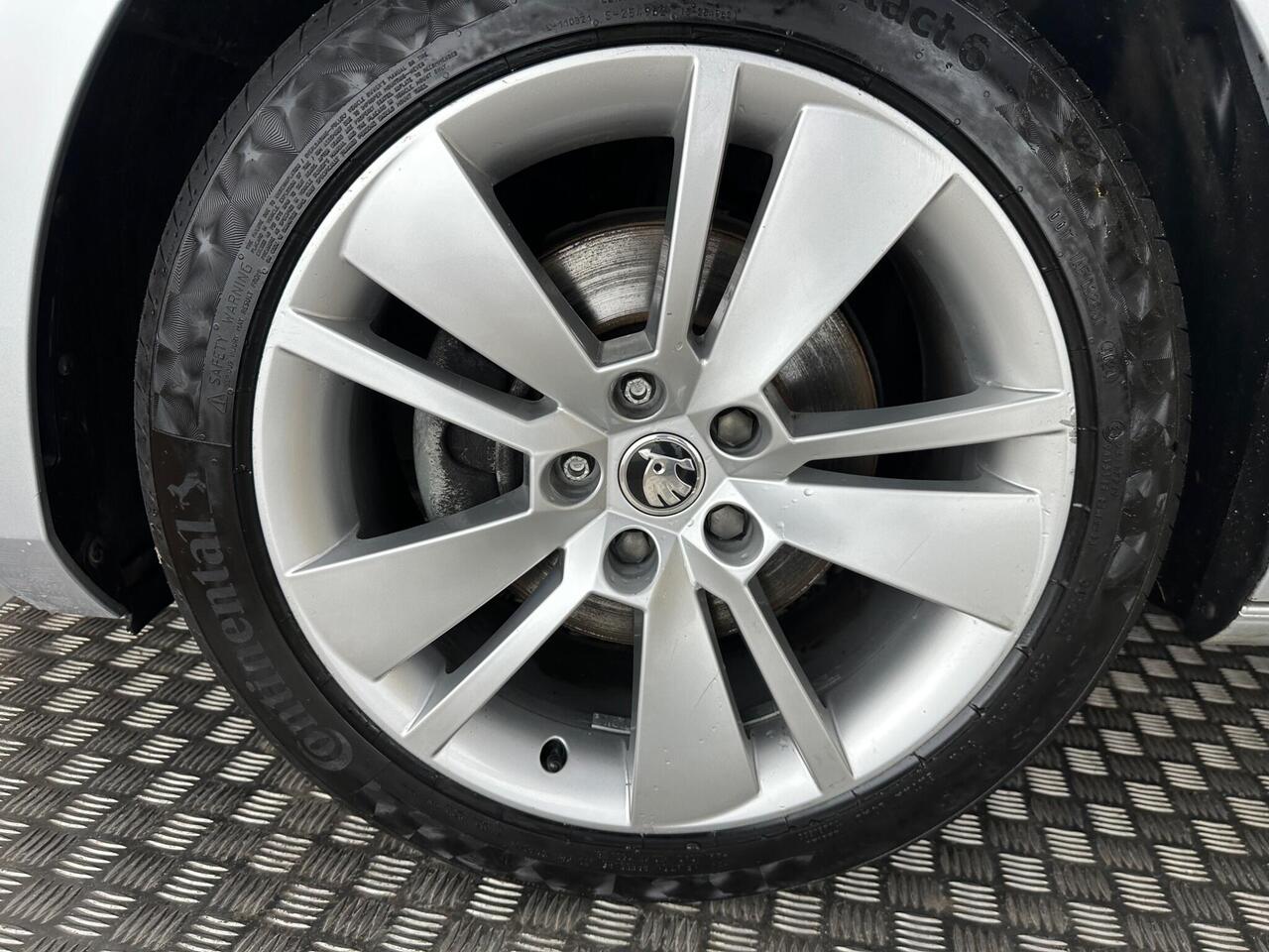 Skoda Superb BF72DFD