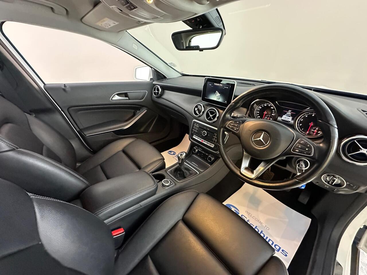 Mercedes-Benz GLA YG68UZR