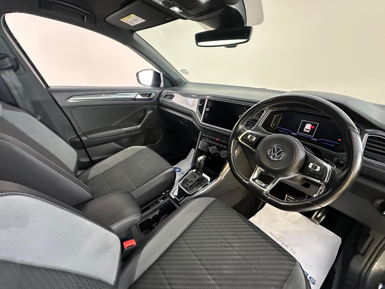 Volkswagen T-Roc VO69HNL