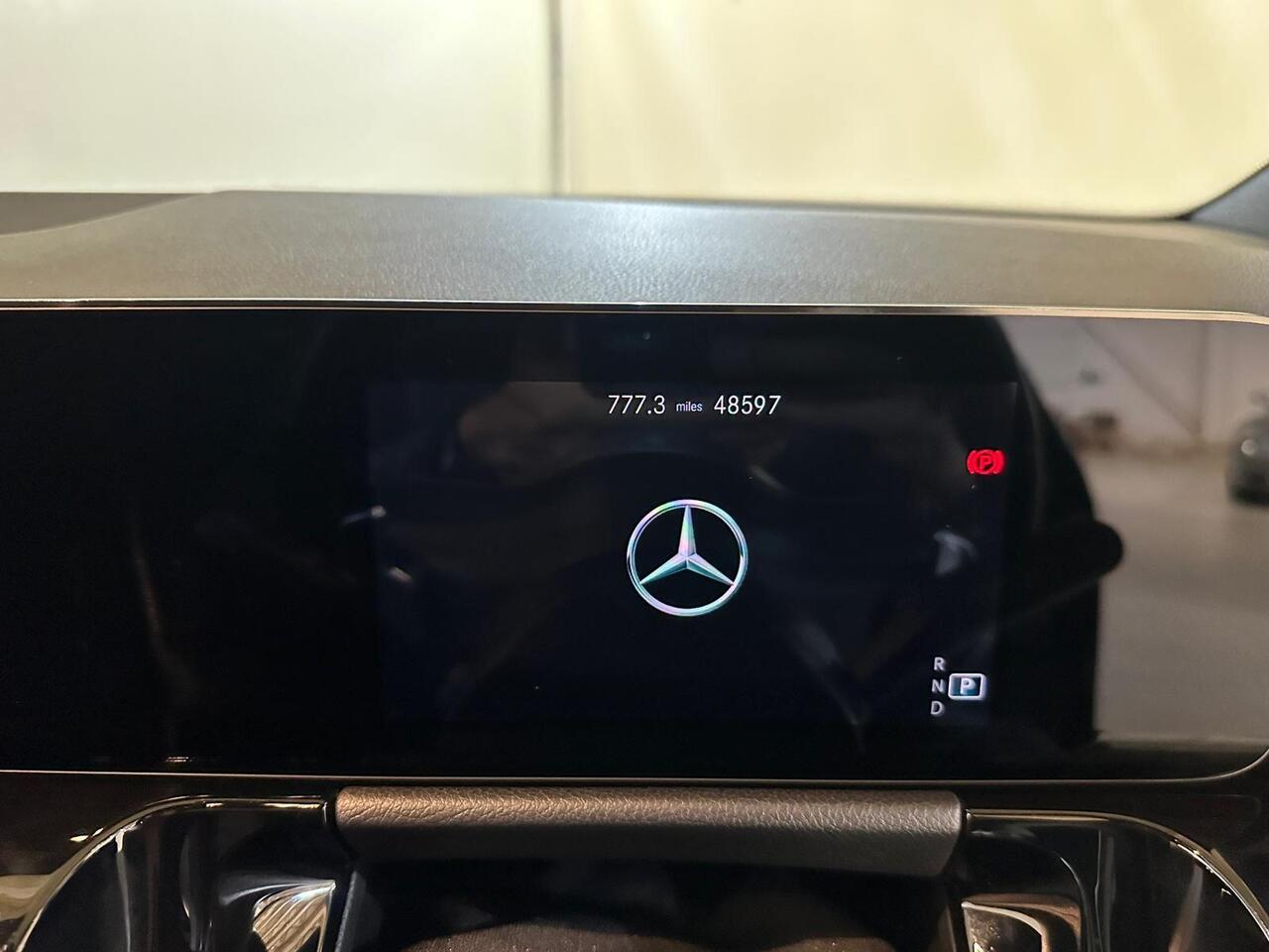 Mercedes-Benz GLA KM21PXH