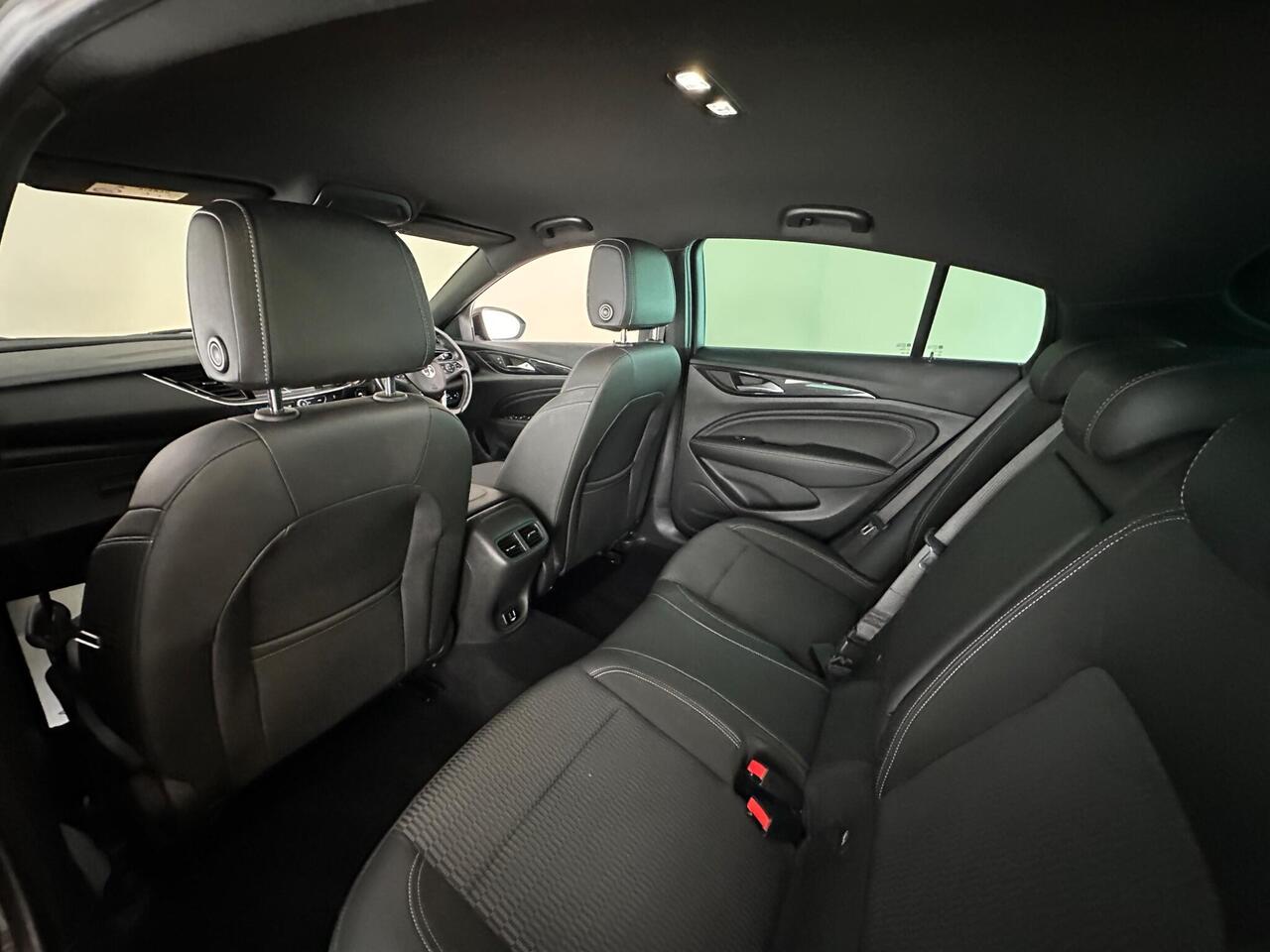 Vauxhall Insignia DY67VWC