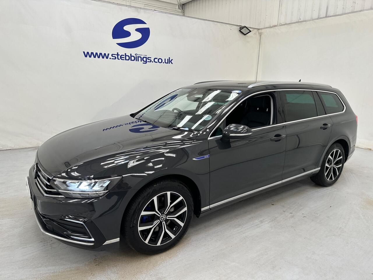Volkswagen Passat YE70UZH