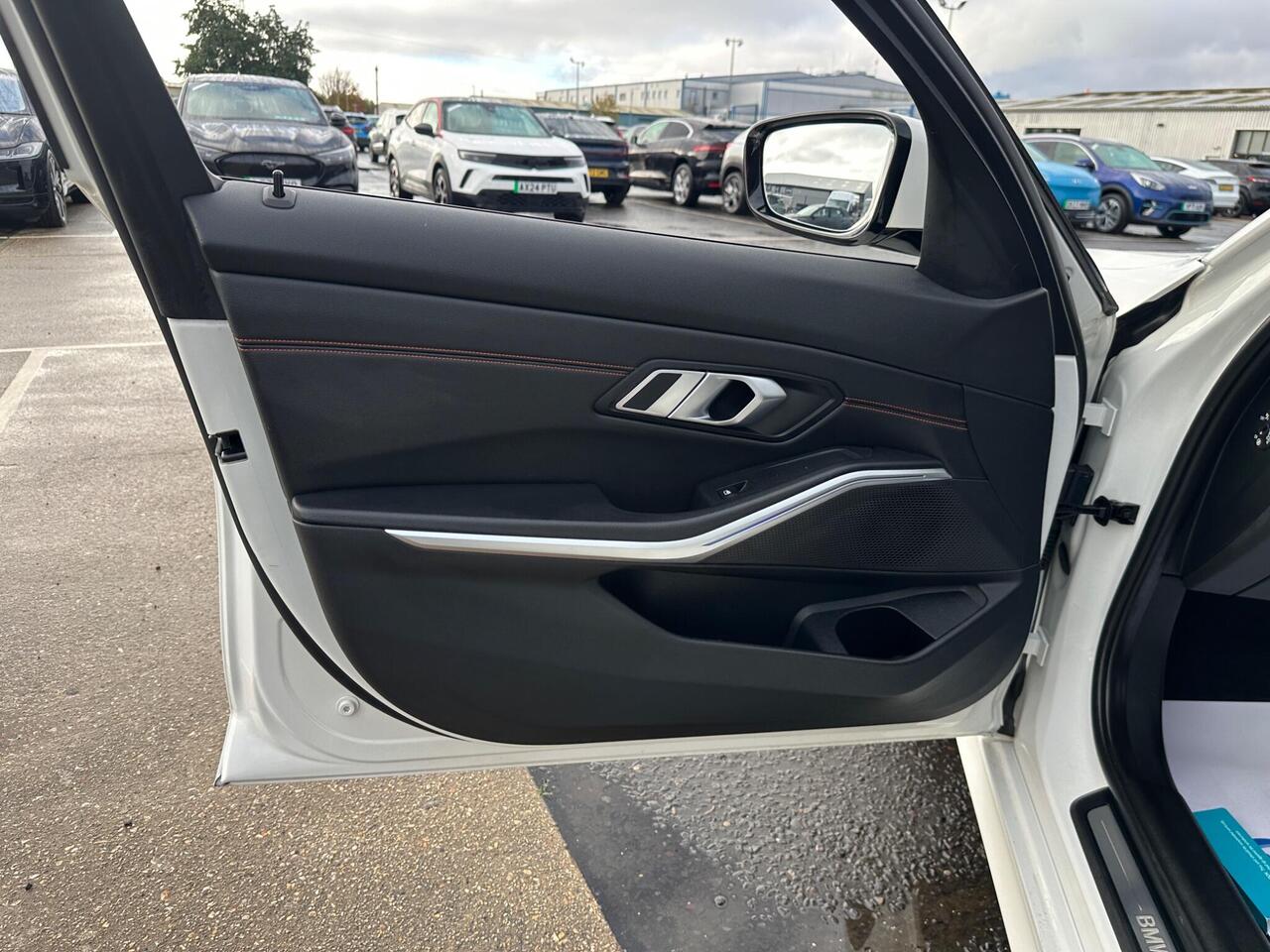 BMW 3 Series AP21OCO