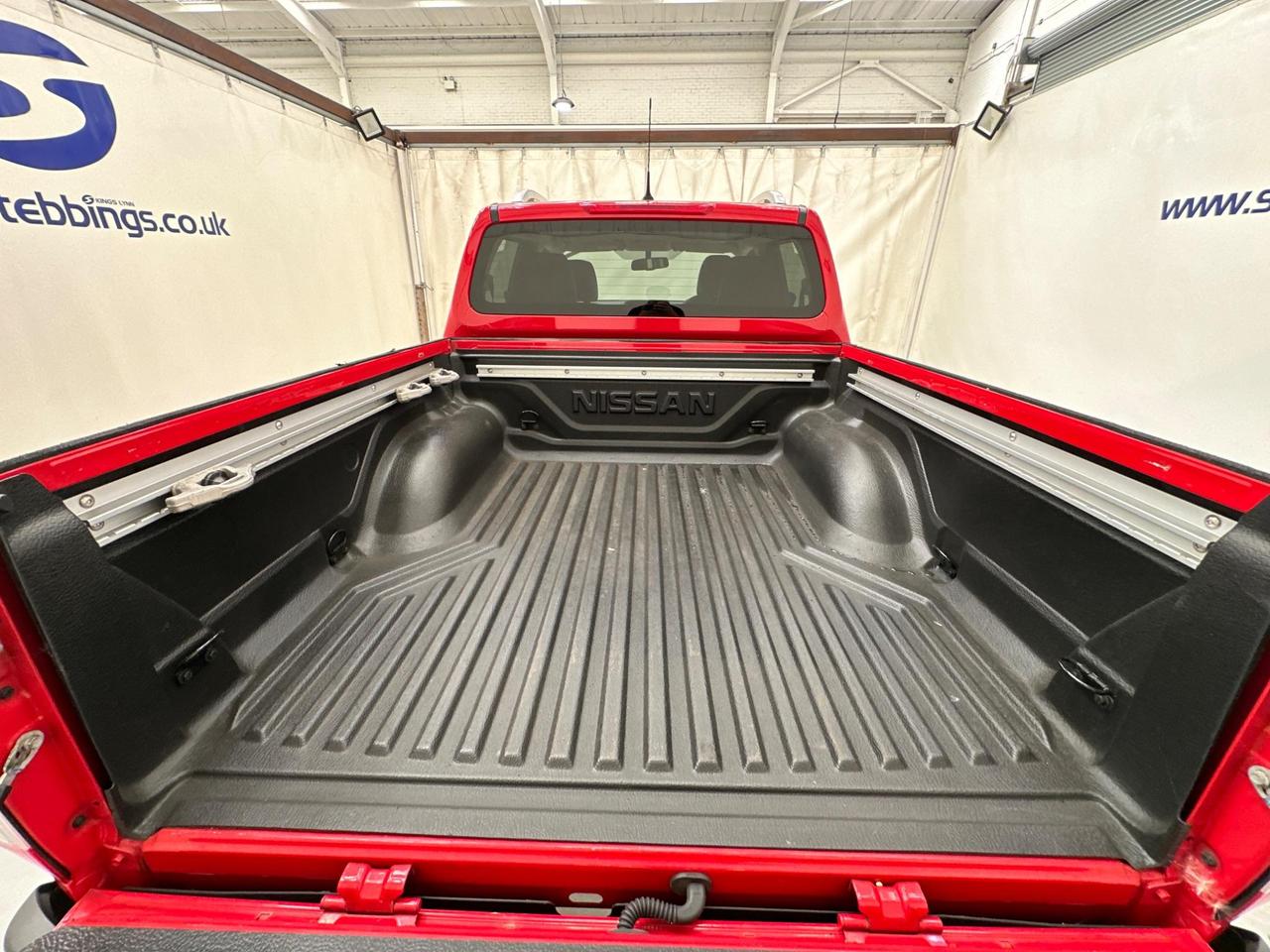 Nissan Navara LM21AXN