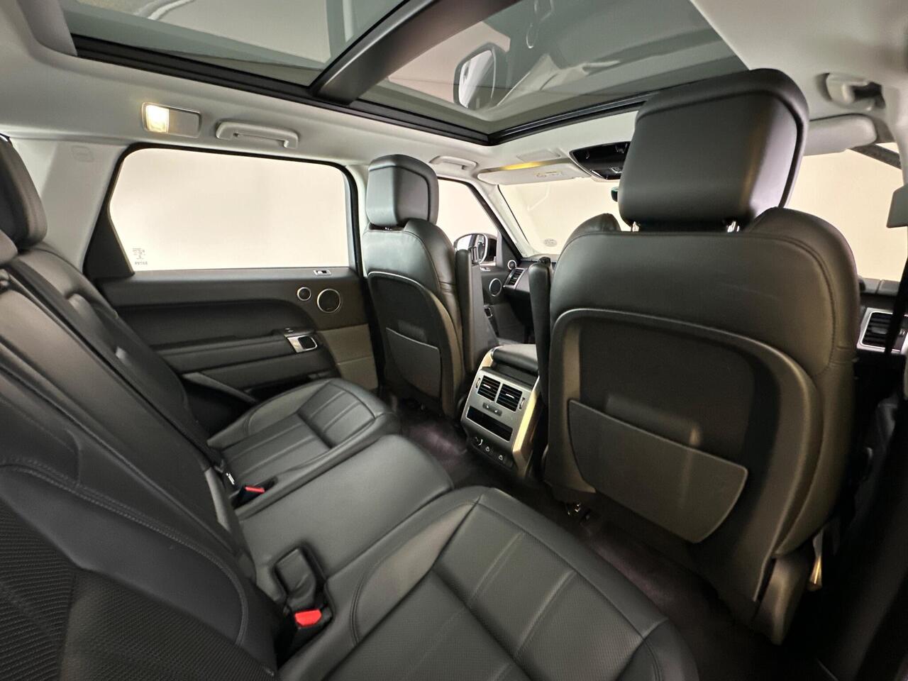 Land Rover Range Rover Sport YF71NPY