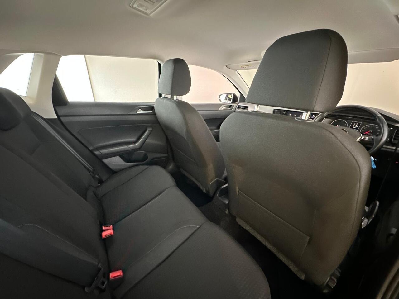 Volkswagen Polo AO18LLA