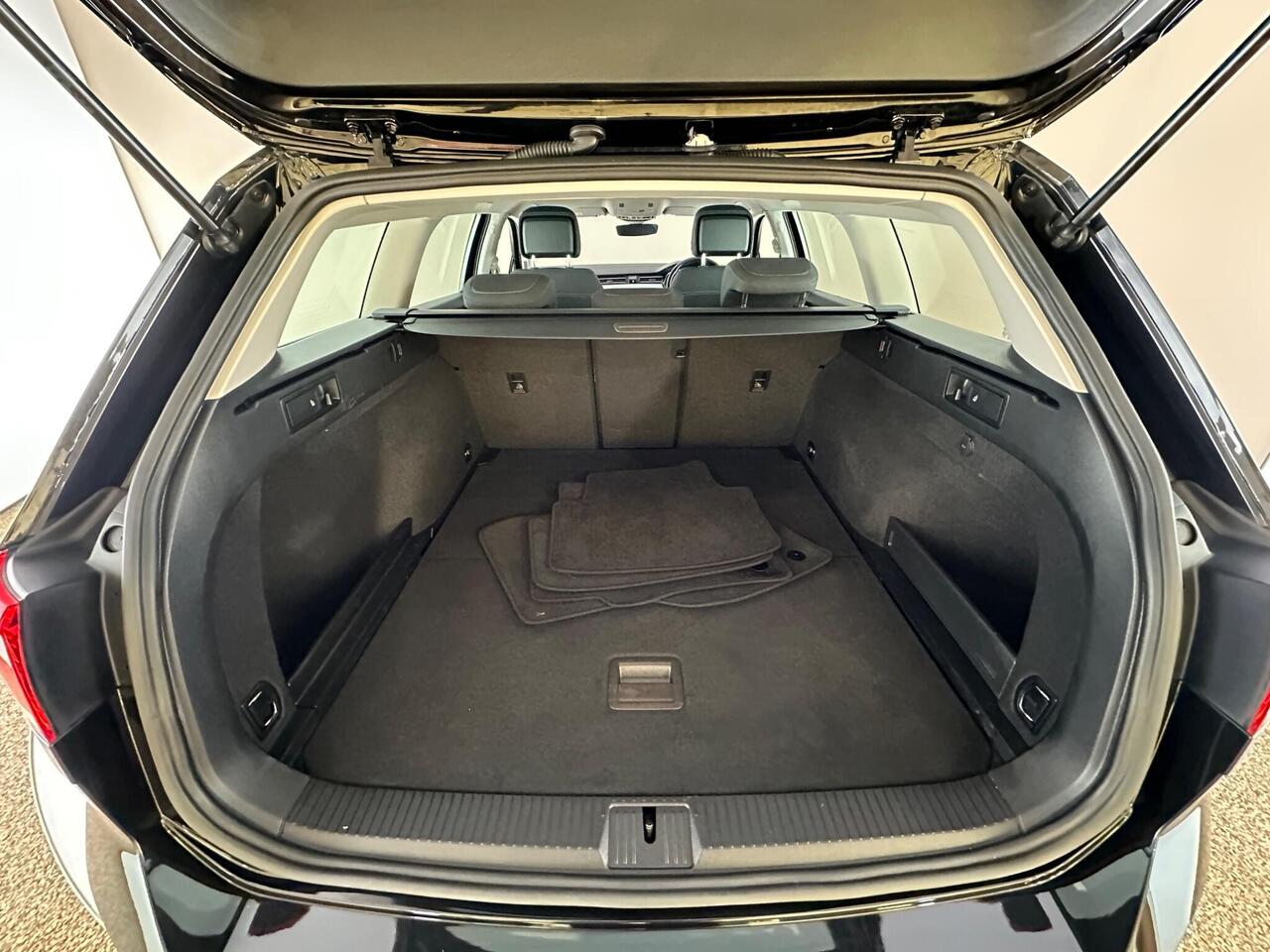 Volkswagen Passat BF70DFL