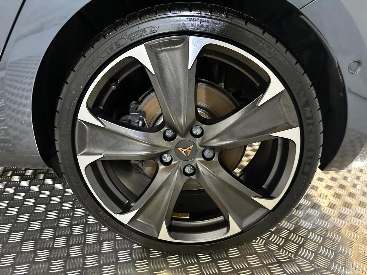 CUPRA Leon BP23JPY