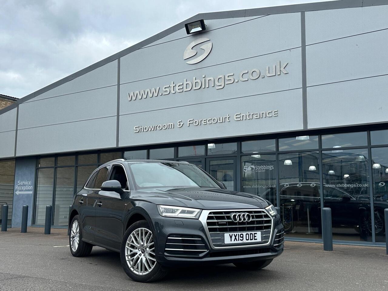 Audi Q5 YX19ODE