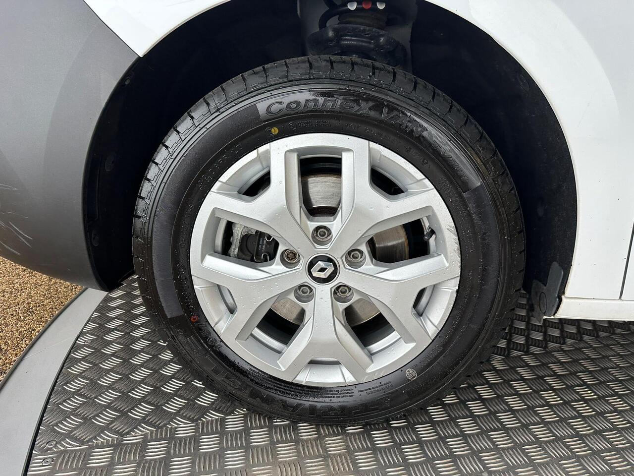 Renault Kangoo Maxi HT24LPY