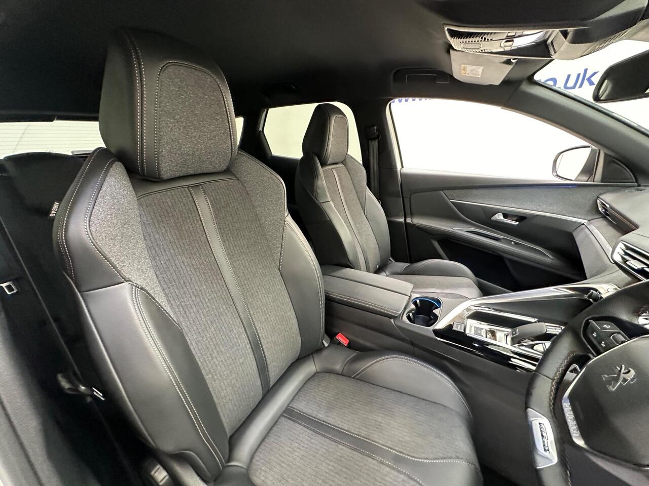Peugeot 3008 KP69UZV