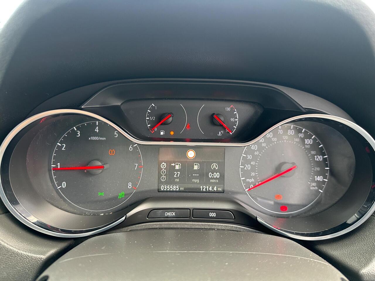 Vauxhall Grandland X DT69YHN